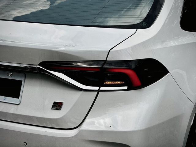 TOYOTA豐田 ALTIS  第2張相片