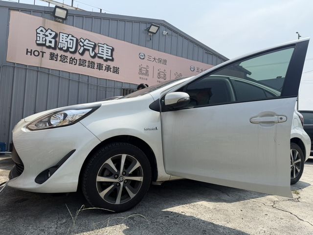 TOYOTA豐田 PRIUS C  第5張相片
