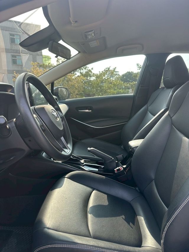 TOYOTA豐田 ALTIS  第5張相片