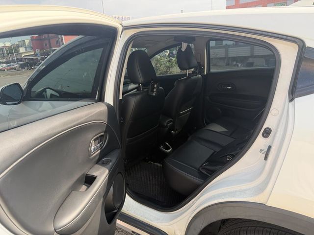 HONDA本田 HR-V  第5張相片