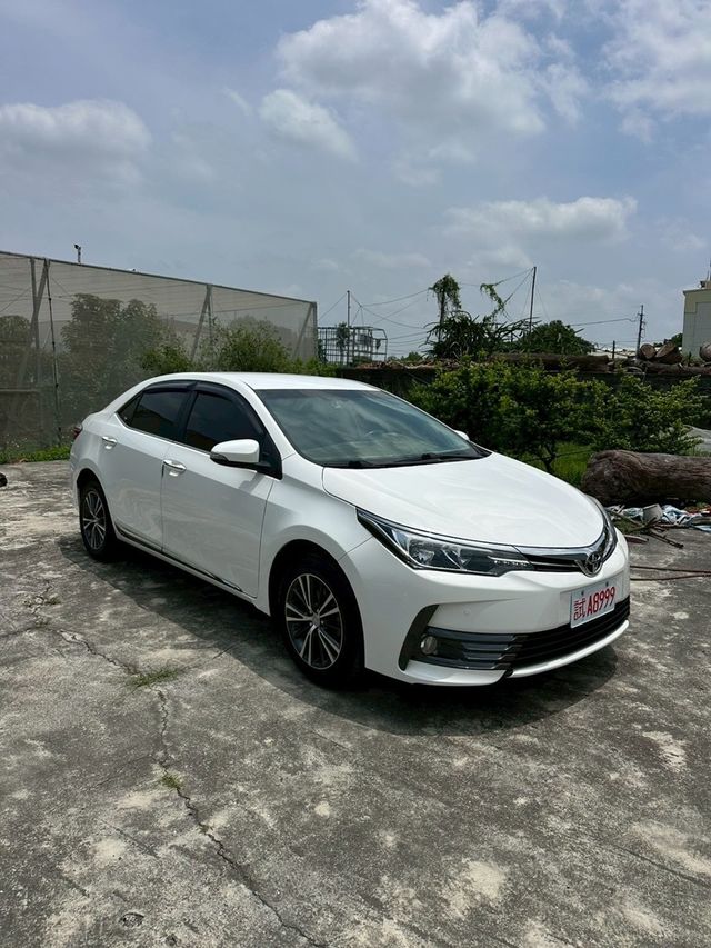 TOYOTA豐田 ALTIS  第3張相片