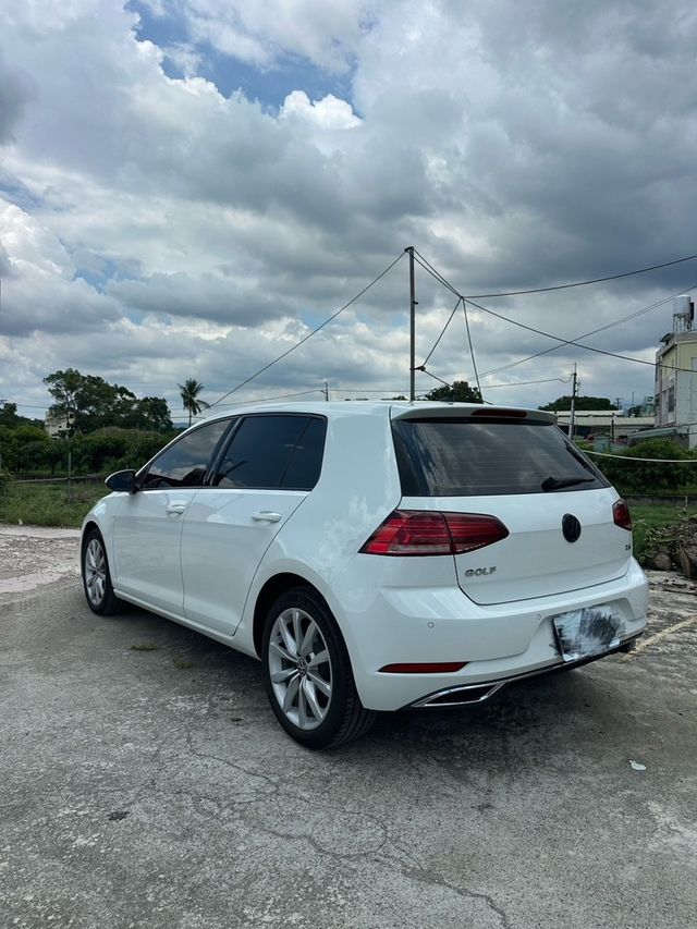 VOLKSWAGEN福斯 GOLF  第4張相片