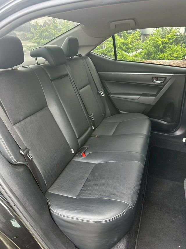 TOYOTA豐田 ALTIS  第7張相片
