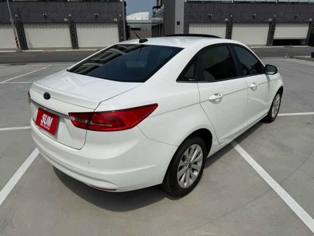 定速/倒車顯影/電動天窗/恆溫空調/1.5省油省稅  第4張相片