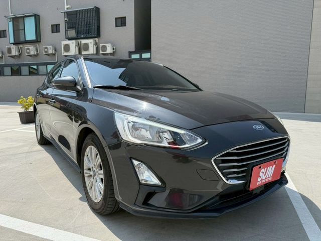 定速/六氣囊/CARPLAY/倒車顯影/原鈑件/已認證  第2張相片