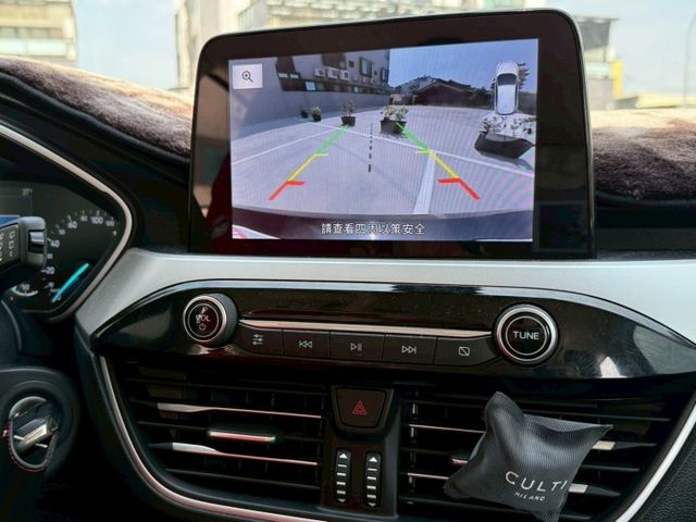 定速/六氣囊/CARPLAY/倒車顯影/原鈑件/已認證  第10張相片