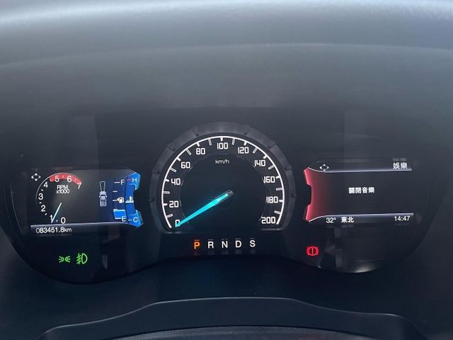 原鈑件/行駛模式切換/自動停車/斜坡輔助/藍芽影音/導車螢幕  第16張相片