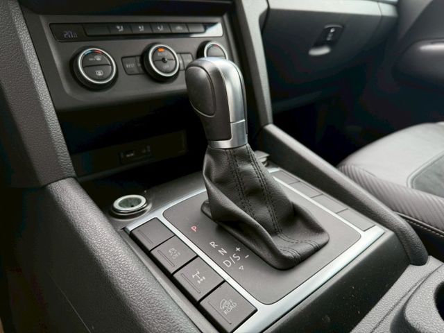 原鈑件/自動停車/斜坡輔助  第12張相片
