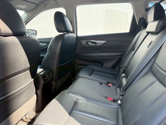 全車原鈑/已認證/藍芽影音/定速/倒車影像  第12張相片