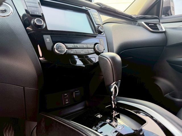 全車原鈑/已認證/藍芽影音/定速/倒車影像  第14張相片