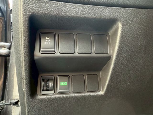 全車原鈑/已認證/藍芽影音/定速/倒車影像  第15張相片