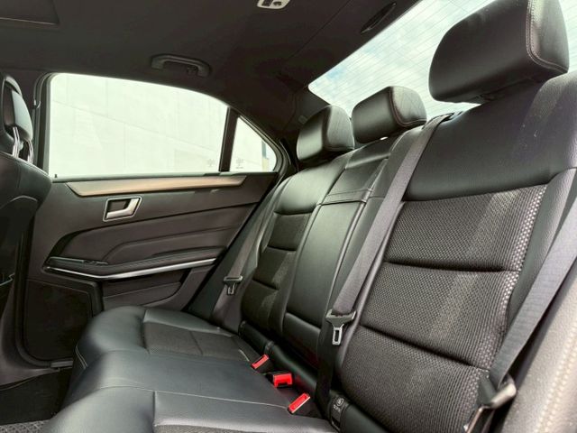 原鈑件/電動腰靠/前後雷達/實車在店  第11張相片
