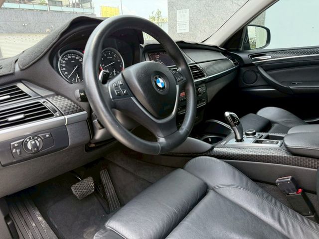 XDrive35i/全車原鈑/360環景/雙座電動椅/內外氣氛極佳  第8張相片