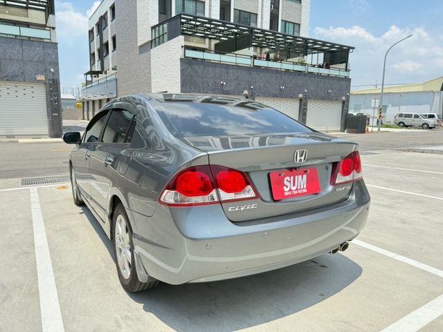 全車原鈑/無待修/藍芽影音/倒車螢幕  第3張相片