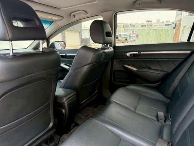 全車原鈑/無待修/藍芽影音/倒車螢幕  第12張相片