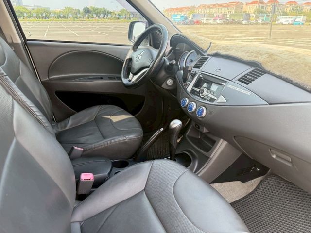 一手原廠保養/廂型/無重大事故/無泡水/里程保證  第7張相片