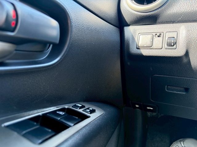 ABS/安全氣囊/車頂行李架/後座分離傾倒 /車頂行李架  第10張相片