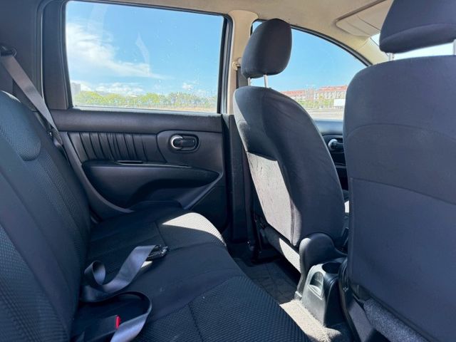 ABS/安全氣囊/車頂行李架/後座分離傾倒 /車頂行李架  第12張相片