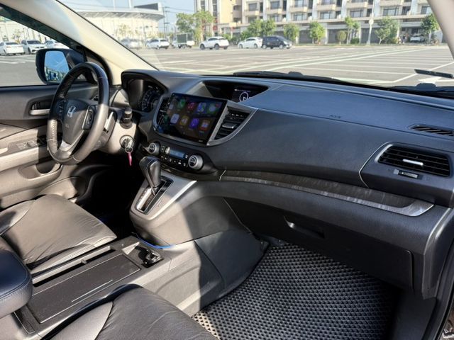 全車原鈑/里程保證/AppleCarplay/倒車影像/天窗/定速/循跡防滑  第7張相片