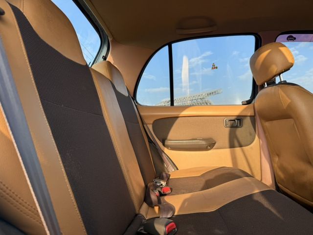 原鈑件/車體內裝保持良好/認證車/代步適用  第8張相片