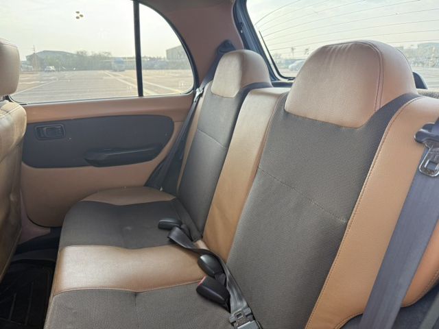 原鈑件/車體內裝保持良好/認證車/代步適用  第9張相片