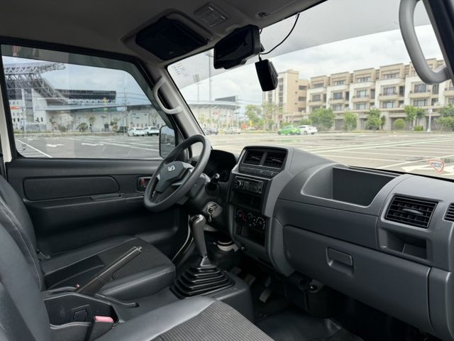 ✅一手貨車✅低里程✅可保固✅原鈑件✅車況氣氛真的漂亮  第6張相片