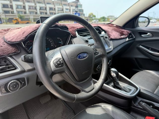 ✅原鈑件✅1.5稅金✅可保固✅6速變速箱✅好顧好保養  第8張相片