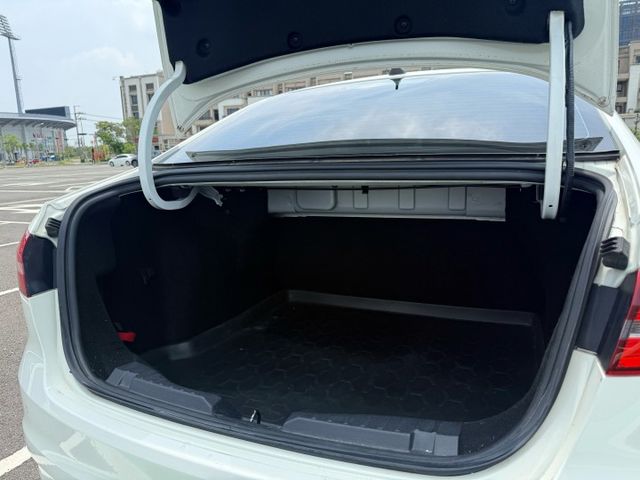 ✅原鈑件✅1.5稅金✅可保固✅6速變速箱✅好顧好保養  第12張相片