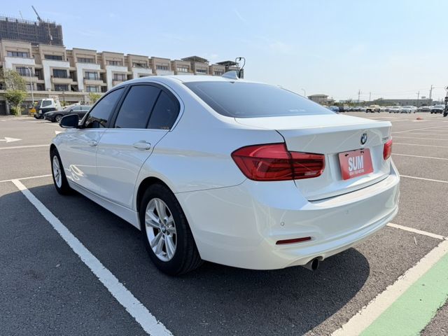 一手車/原鈑件/認證車/內外狀態極佳/排氣1.5  第4張相片