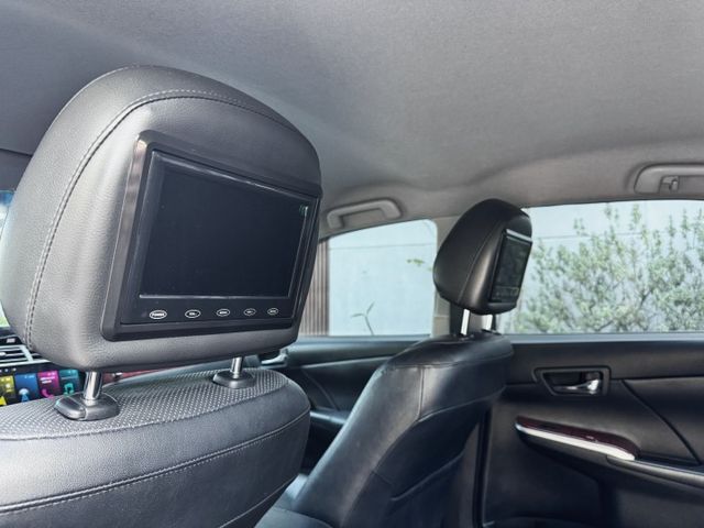 Toyota Camry 2.0 E 倒車顯影  恆溫空調 後座出風口....  第5張相片