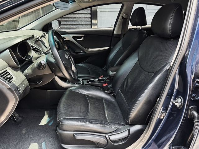 Hyundai Elantra EX 旗艦型 原版件 最頂規!  第5張相片