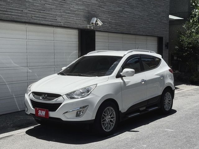 2011 ix35 定速巡航 方向盤控制鍵 恆溫空調 後座出風口 光感應頭燈  第1張相片
