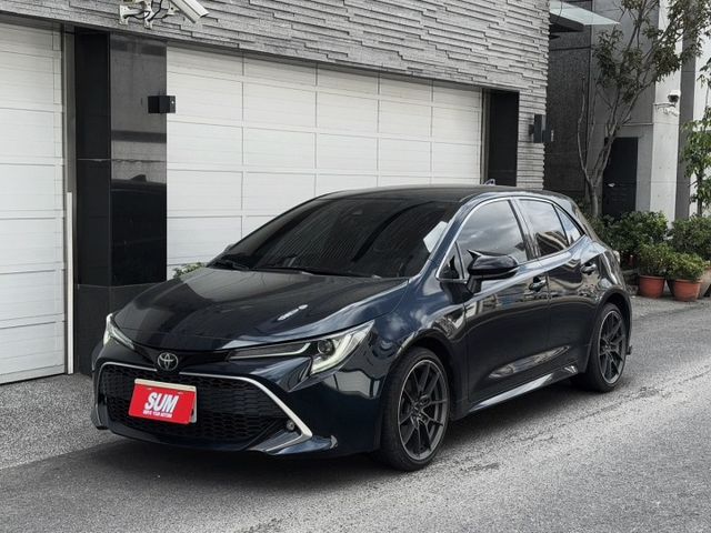 2019 Auris 免鑰匙啟動 雙區恆溫 倒車顯影  改裝 : 四出排氣管 閥門 內裝卡夢飾貼  第1張相片