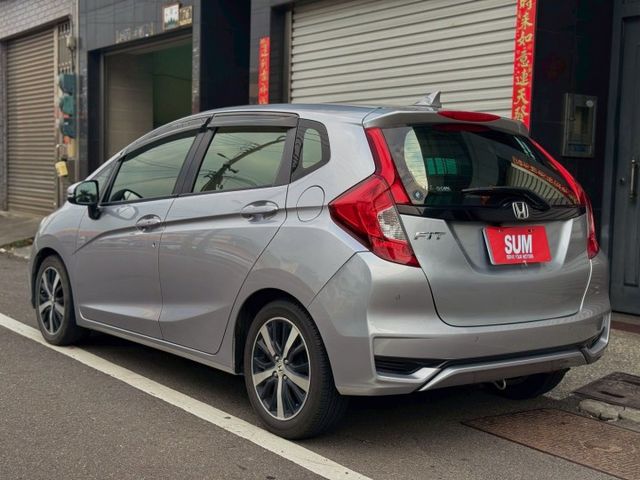 衛星導航 定速 免KEY 換檔撥片 恆溫空調  第2張相片