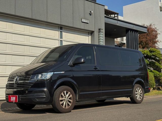 分區溫控 倒車顯影 USB插槽 光感應頭燈 定速 雨滴感應雨刷  第1張相片