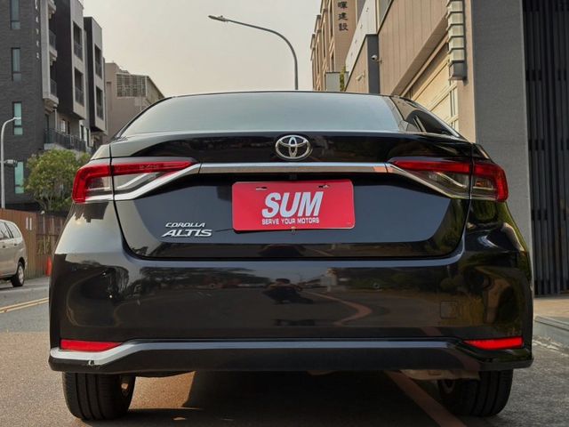 恆溫空調  後座出風口 抬頭顯示器 定速  第4張相片