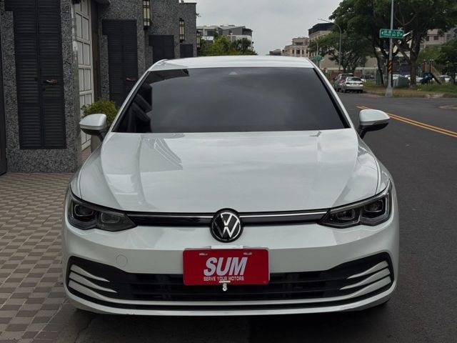 換檔撥片 織布座椅 定速 光感應自動頭燈 ACC主動跟車系統  第3張相片