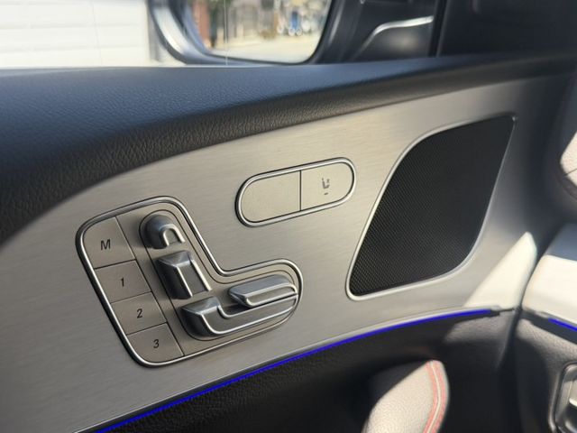 原廠跑排 三區恆溫空調 氣壓避震高低可調 環景360 原廠香氛  第11張相片