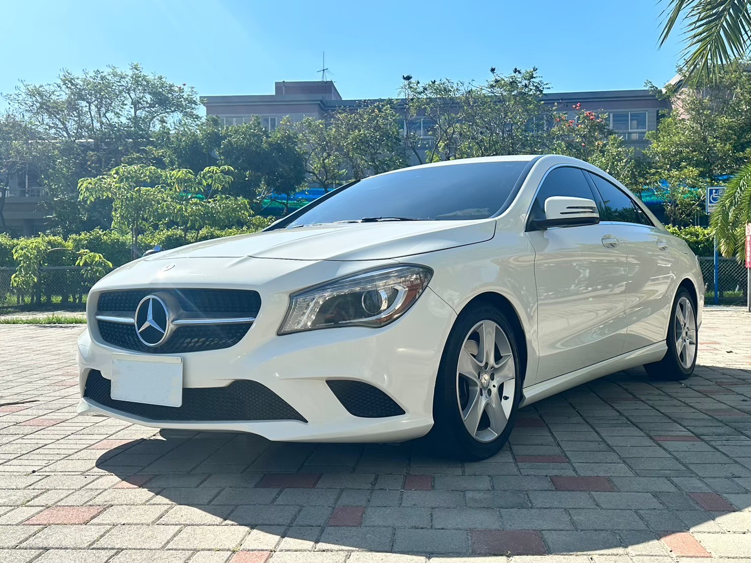 ☪2015年 BENZ賓士 CLA250 2.0L ☪歡迎搜尋粉絲專頁 【益群汽車】  第1張相片