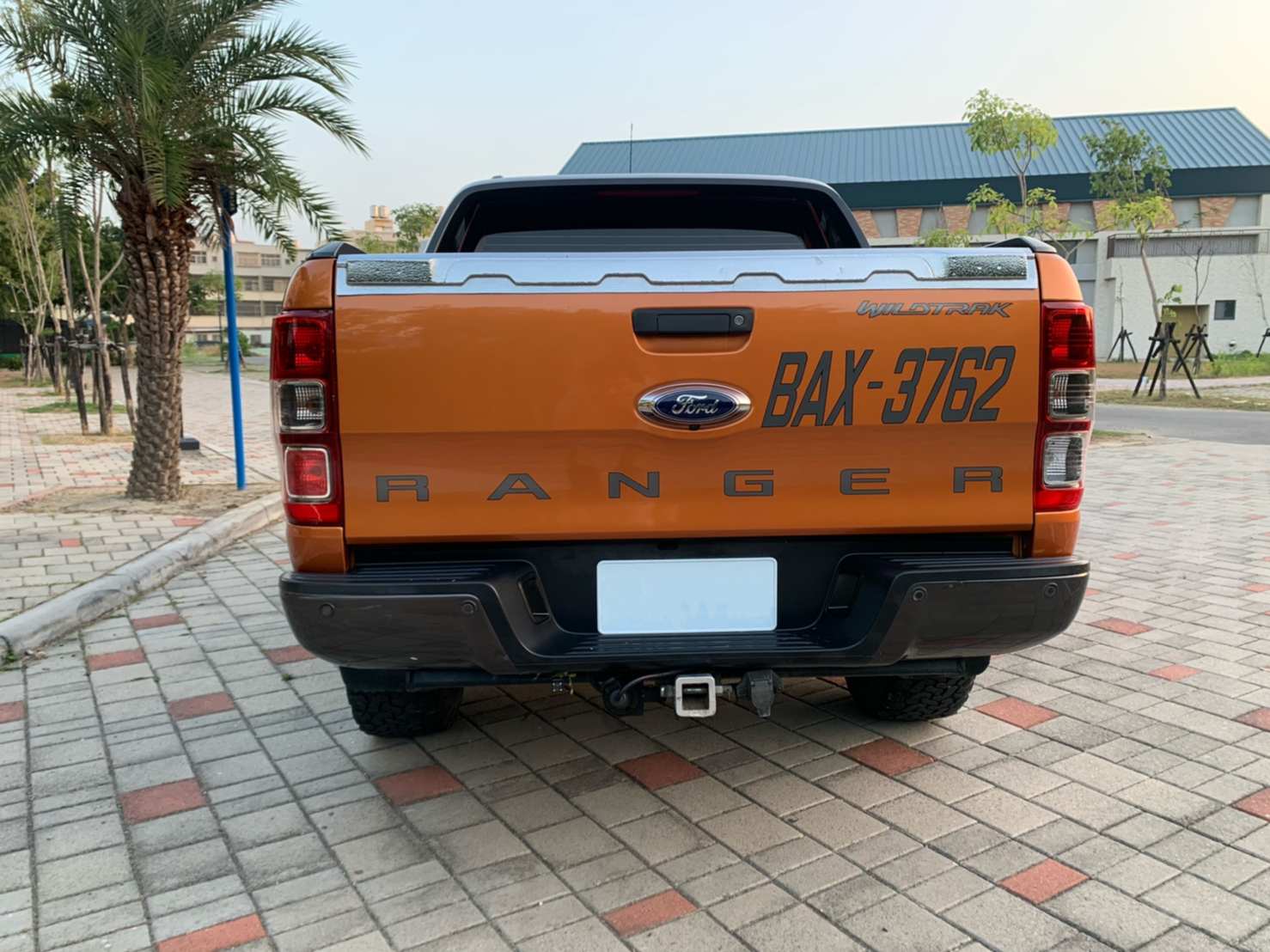 ☪2018年 FORD RANGER 4X4 3.2L ☪歡迎搜尋粉絲專頁 【益群汽車】  第3張相片