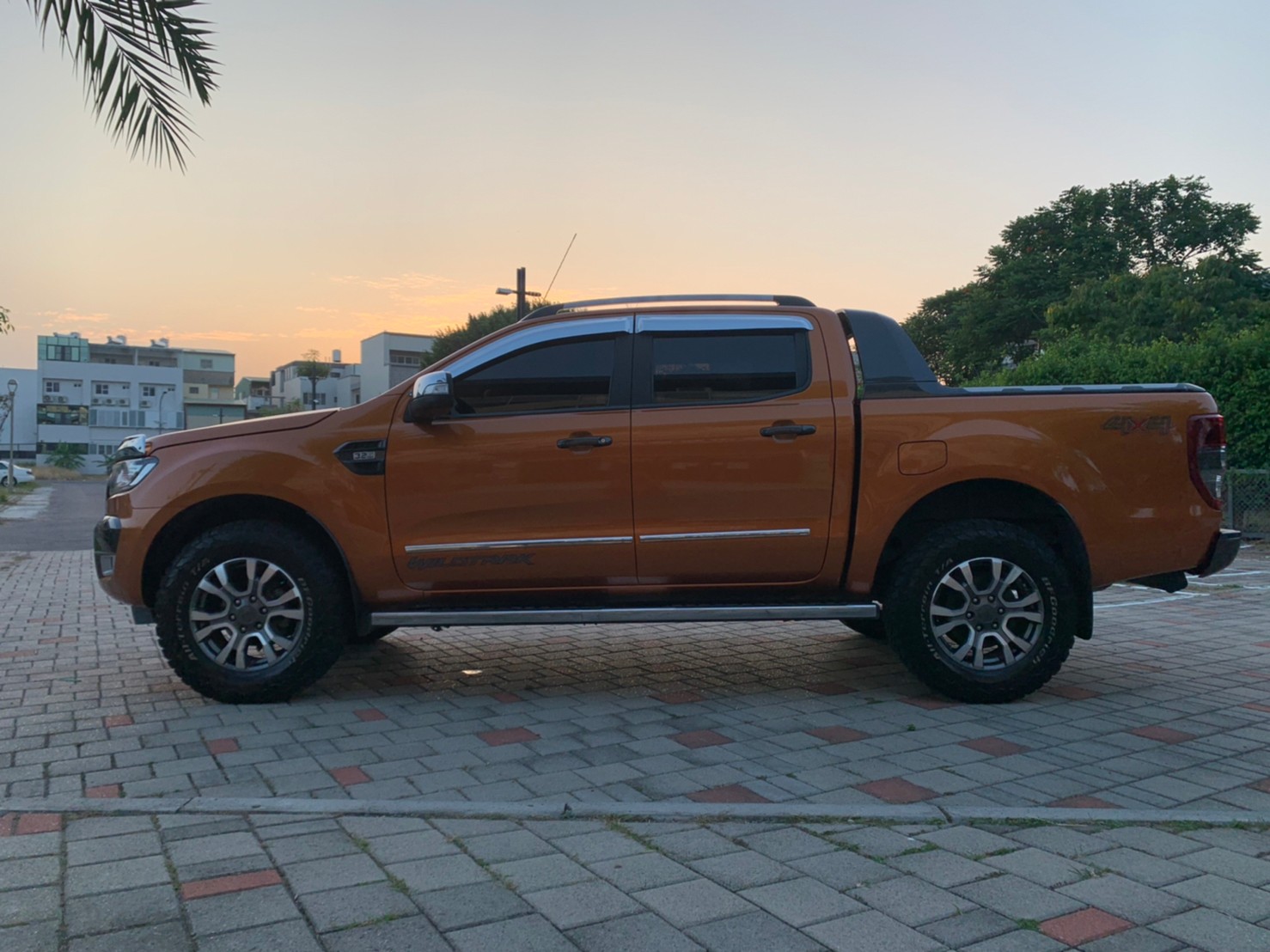 ☪2018年 FORD RANGER 4X4 3.2L ☪歡迎搜尋粉絲專頁 【益群汽車】  第5張相片