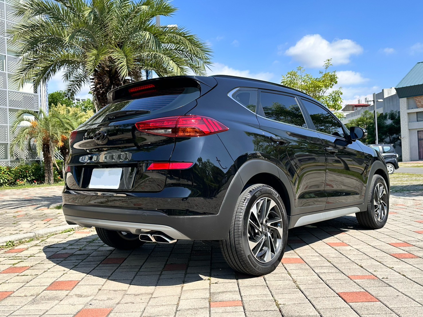 ☪2020年 現代 TUCSON 土桑 渦輪 天窗 電動尾門1.6L ☪歡迎搜尋粉絲專頁 【益群汽車】  第4張相片