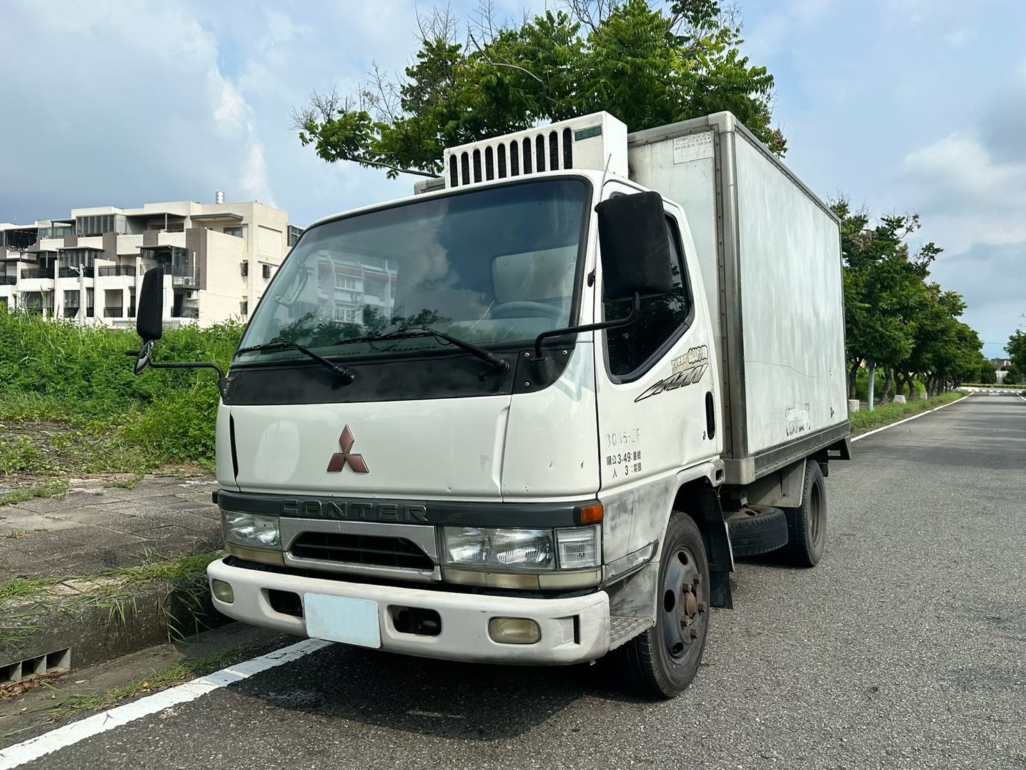 ☪2006年 中華 堅達CANTER 冷凍車 升降尾門 三噸半 2.8L ☪歡迎搜尋粉絲專頁 【益群汽車】  第1張相片