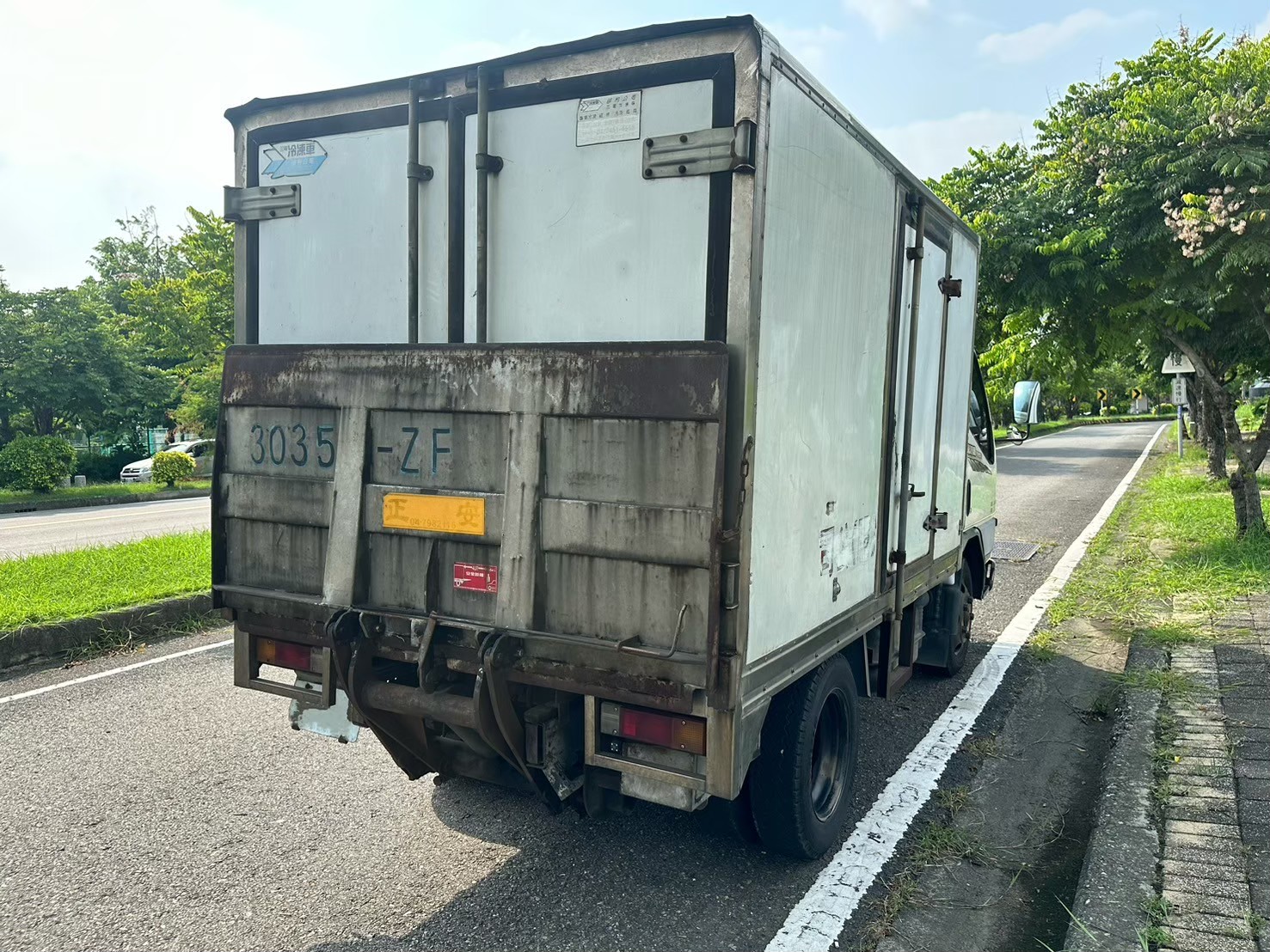 ☪2006年 中華 堅達CANTER 冷凍車 升降尾門 三噸半 2.8L ☪歡迎搜尋粉絲專頁 【益群汽車】  第4張相片