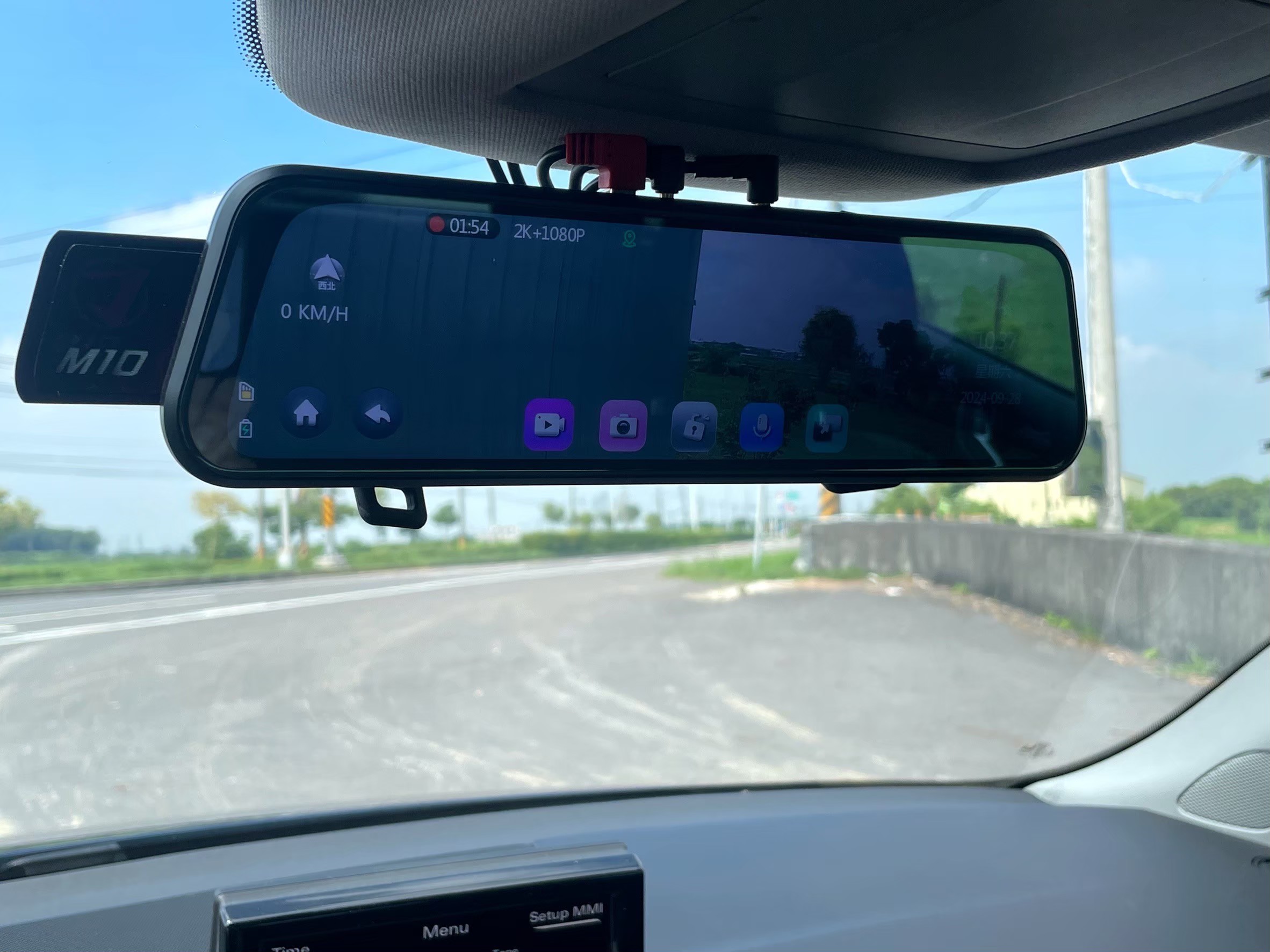 ☪2015年 AUDI奧迪 A1 小改款 五門掀背車  1.0L ☪歡迎搜尋粉絲專頁 【益群汽車】  第7張相片