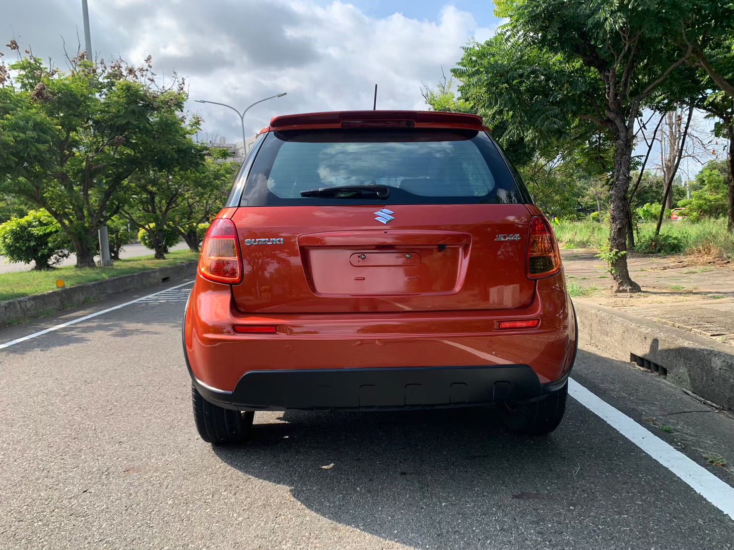 ☪2013年 SUZUKI SX4 跨界小休旅 橘的很可以 1.6L ☪歡迎搜尋粉絲專頁 【益群汽車】  第3張相片