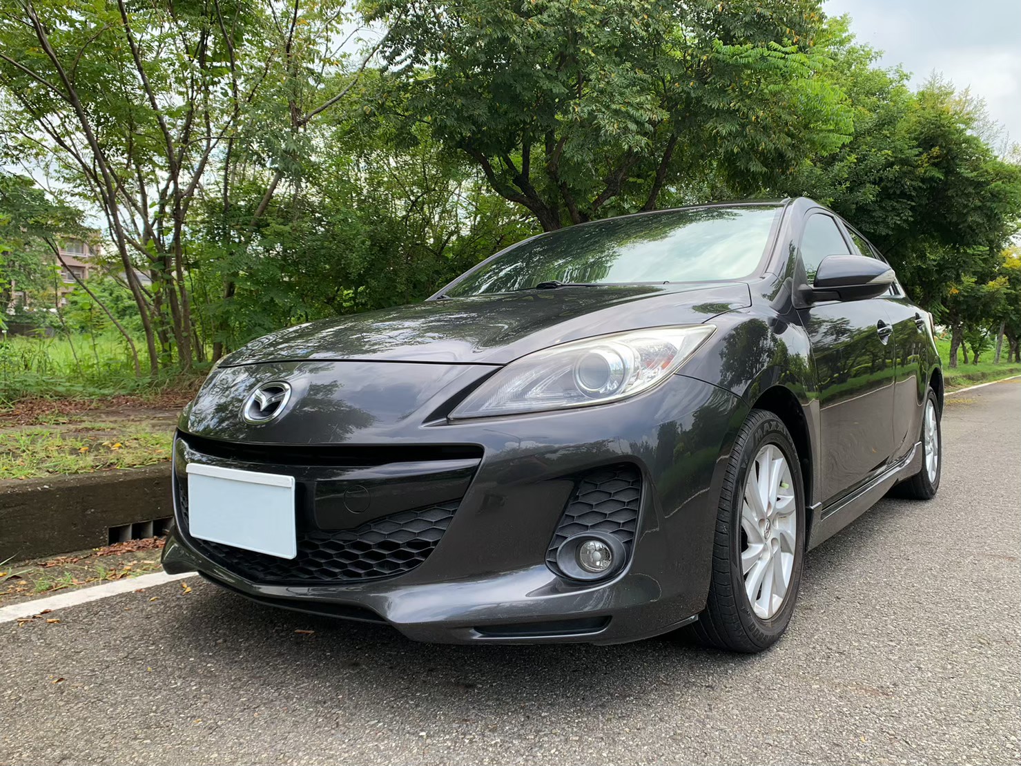 ☪2012年 MAZDA馬自達 馬3 S 2.0L  天窗 免鑰 ☪歡迎搜尋粉絲專頁 【益群汽車】  第1張相片