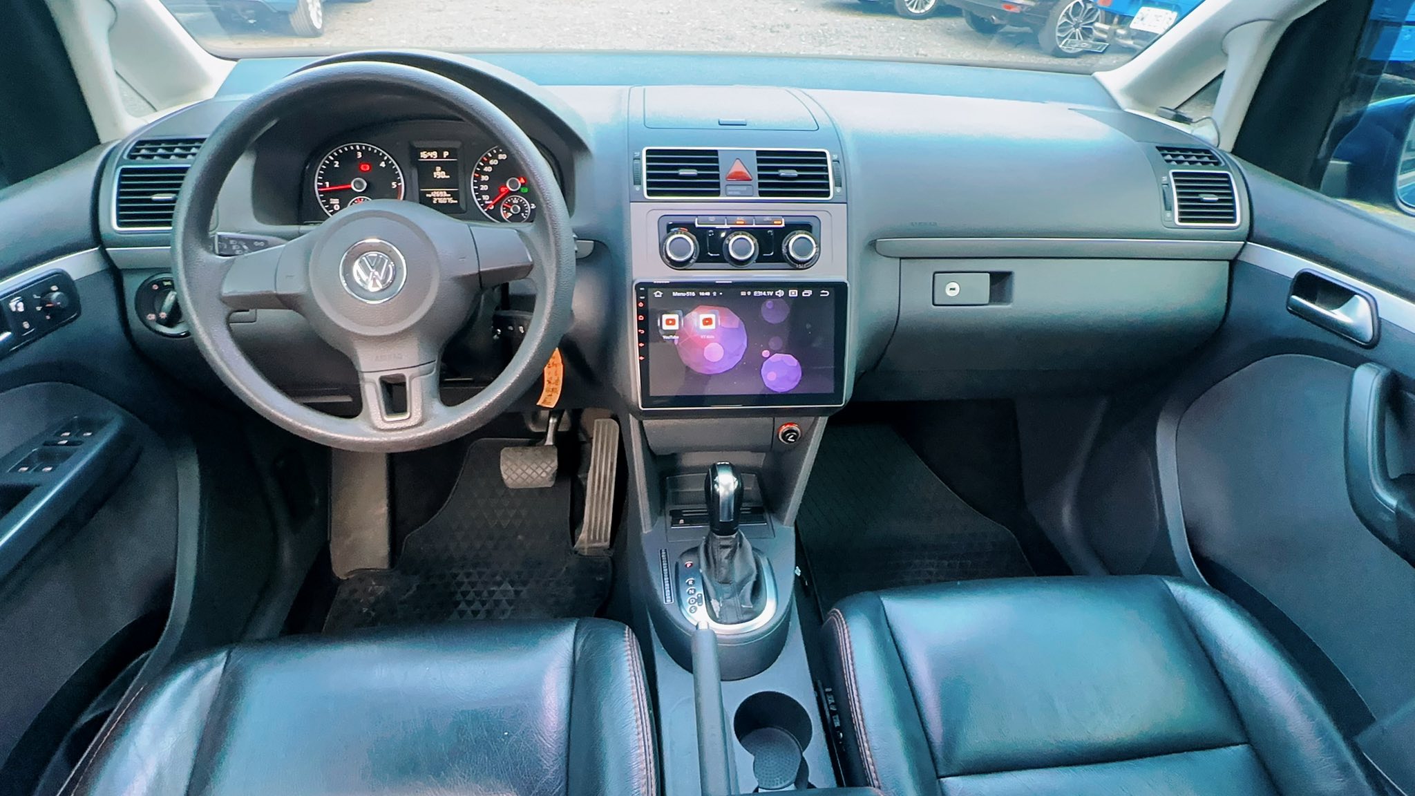 ☪2014年 2014年 福斯 TOURAN 1.6 柴油 七人座 ☪歡迎搜尋粉絲專頁 【益群汽車】  第9張相片