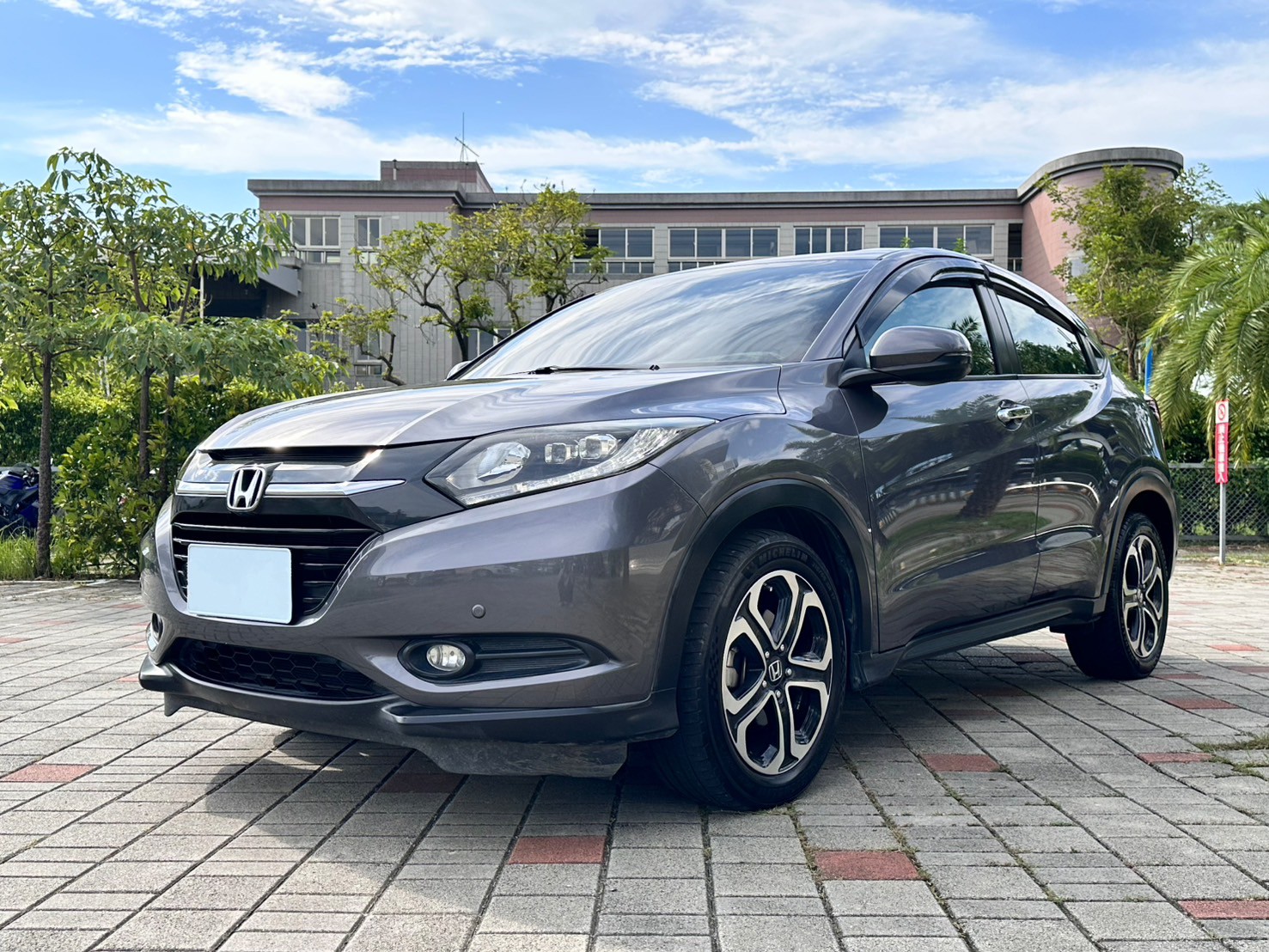 ☪2018年 HONDA 本田 HR-V S 1.8L ☪歡迎搜尋粉絲專頁 【益群汽車】  第1張相片