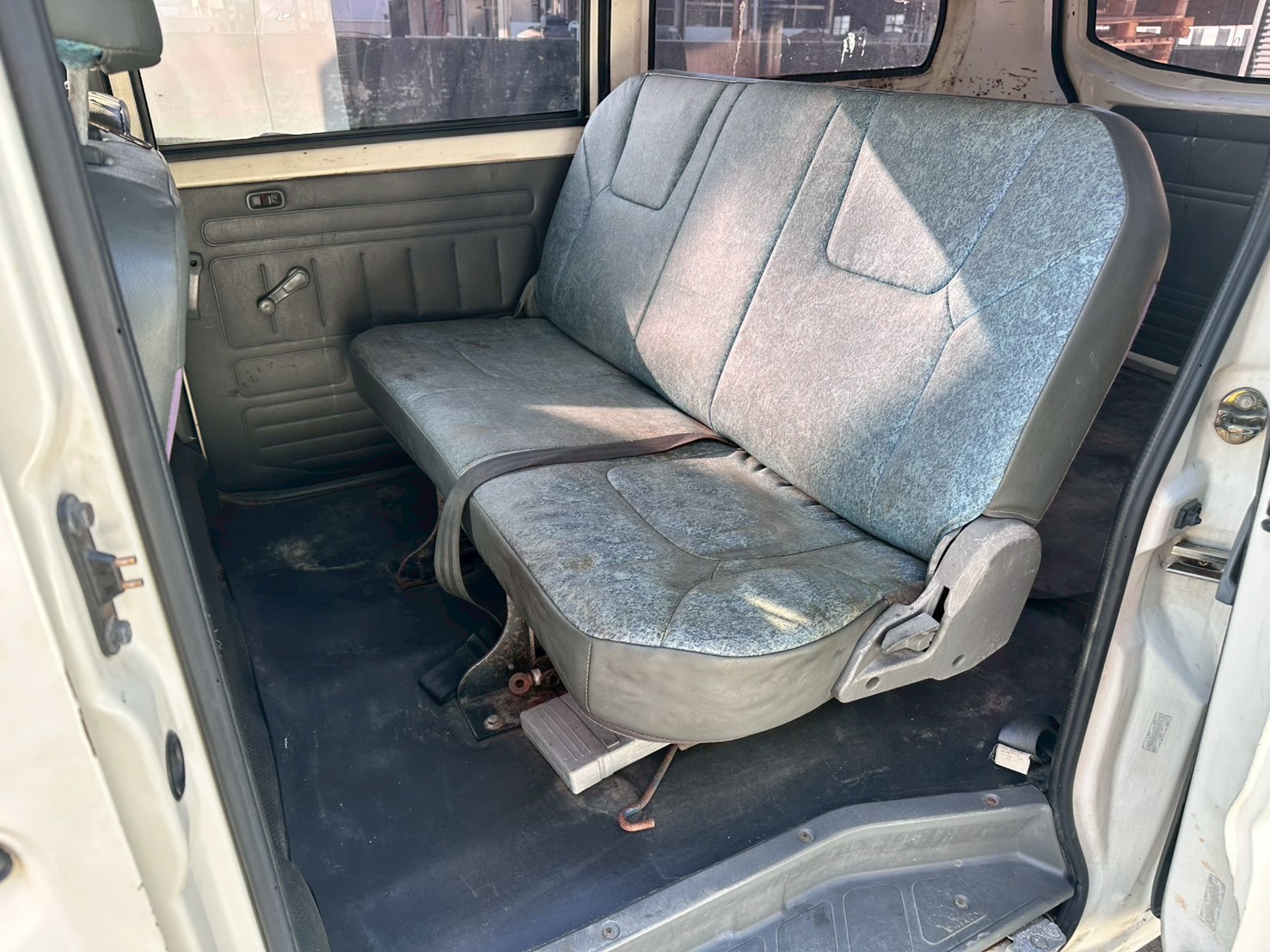 ☪2012年 中華  菱利 廂型車 手排 只賣個位數 1.3L ☪歡迎搜尋粉絲專頁 【益群汽車】  第6張相片